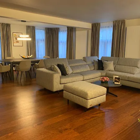 Botanique Airbnb, アントウェルペン