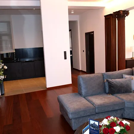 Botanique Airbnb, アパート アントウェルペン