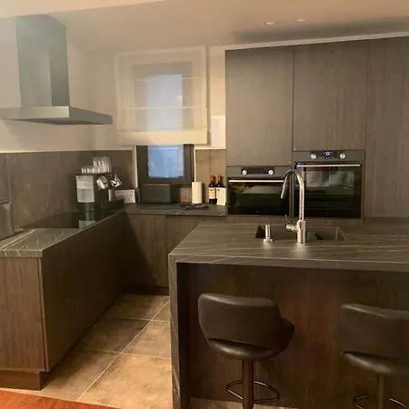 Botanique Airbnb, * Anvers