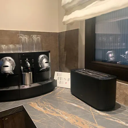 Appartement Botanique Airbnb, *