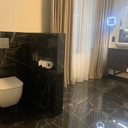 Botanique Airbnb, * Anvers
