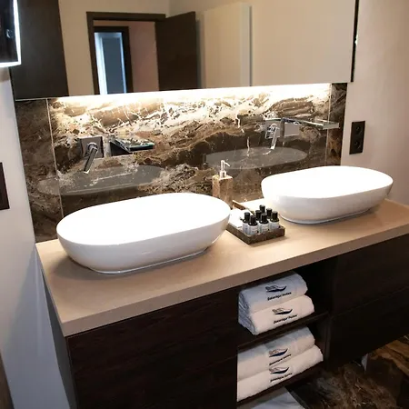 Botanique Airbnb, Appartement Anvers