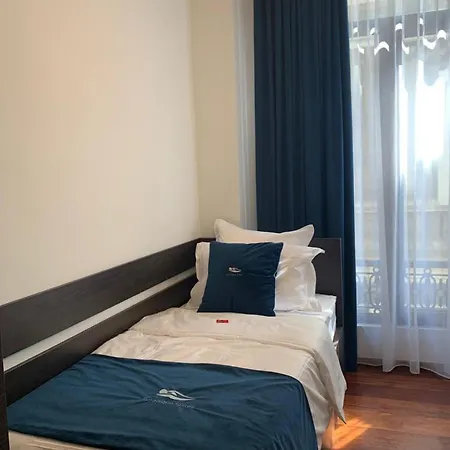 Botanique Airbnb, * Anvers