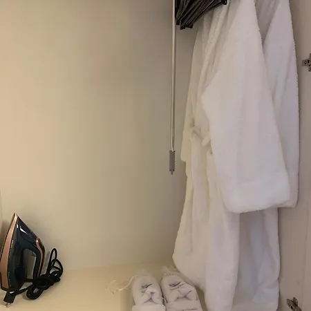 Botanique Airbnb, Apartman *