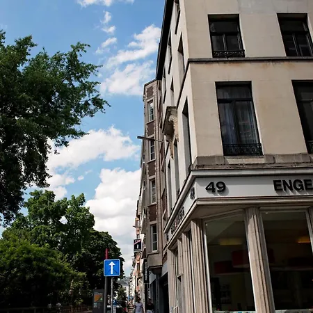 Botanique Airbnb, Antwerpen